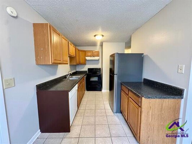 Building Photo - 102 Varee Dr