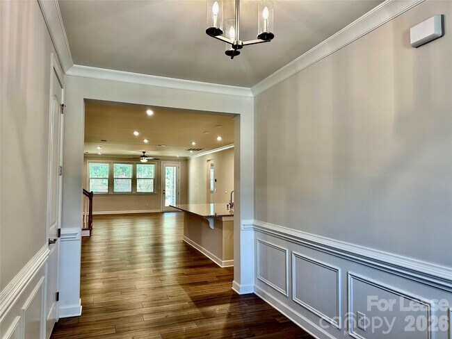 Building Photo - 9650 Liberty Hill Dr