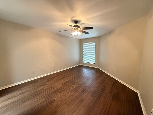 Building Photo - Garden home in Tangerine subdivision