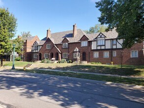 Building Photo - 2084 Coventry Rd