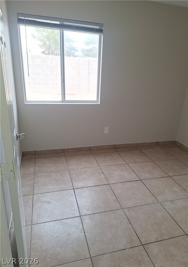 Building Photo - 4156 Abrams Ave