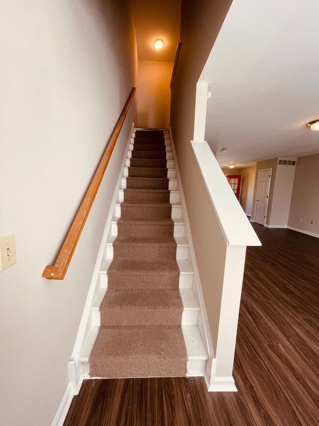 Building Photo - Townhome in Wilmington