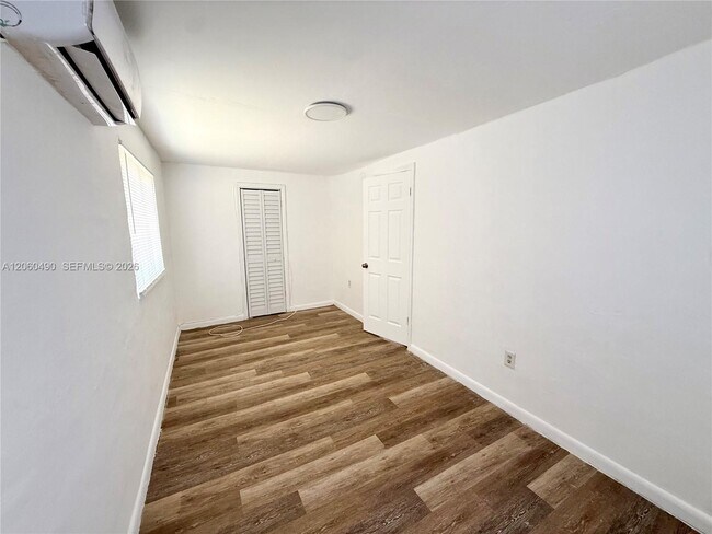 Building Photo - 2160 NW 29th St