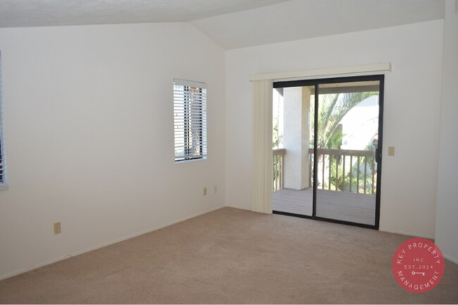 Building Photo - For Rent – Spacious 3 Bedroom, 2.5 Bath Ho...