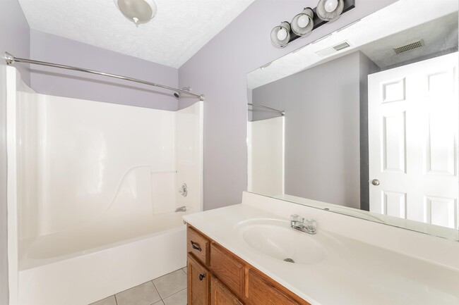 Building Photo - 97 Jadewood Dr
