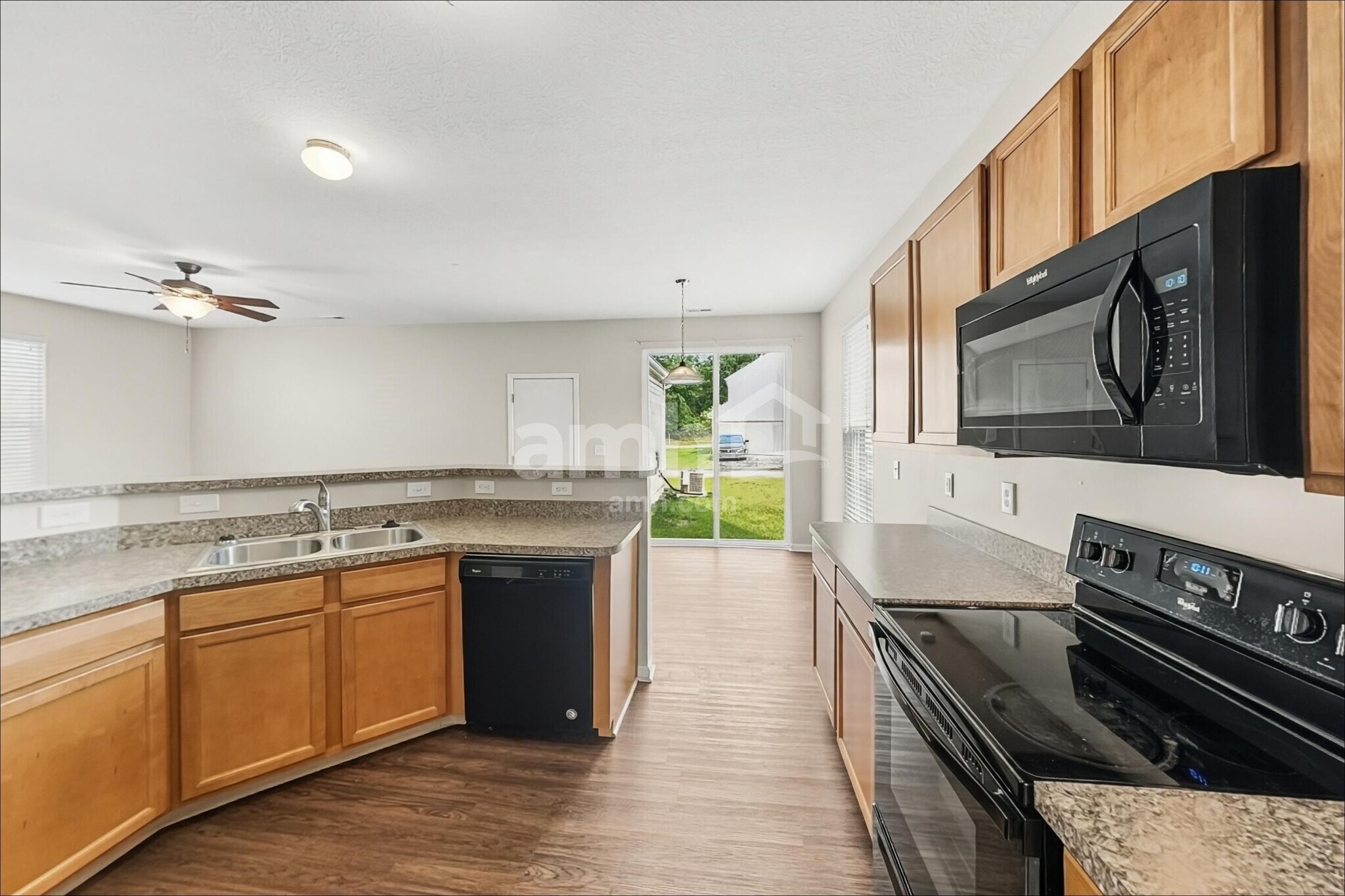Building Photo - 7266 Rondeau Dr