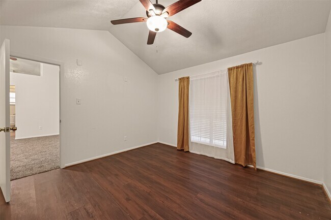 Building Photo - 2714 S Brompton Dr