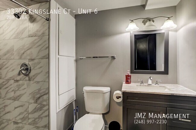 Building Photo - 33302 Kingslane Ct