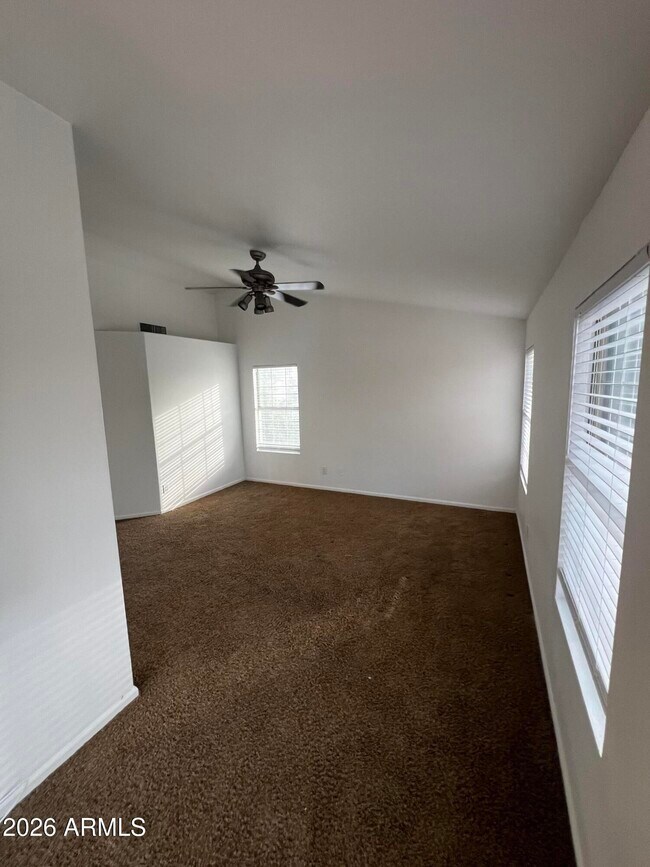 Building Photo - 15858 S 33rd Pl