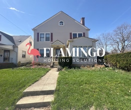 Building Photo - “Massive 8-Bedroom Home in Dayton – Rare Multi-Level Living Space”