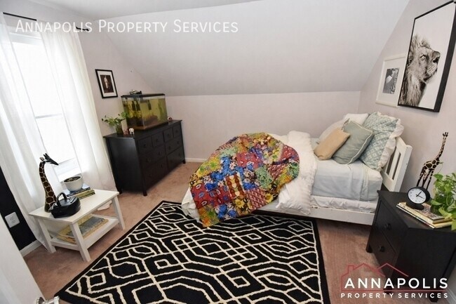 Building Photo - 509 Highmeadow Dr