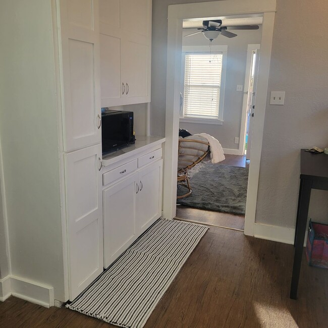 Building Photo - One Bedroom Apartment near SUU and Downtown Cedar City