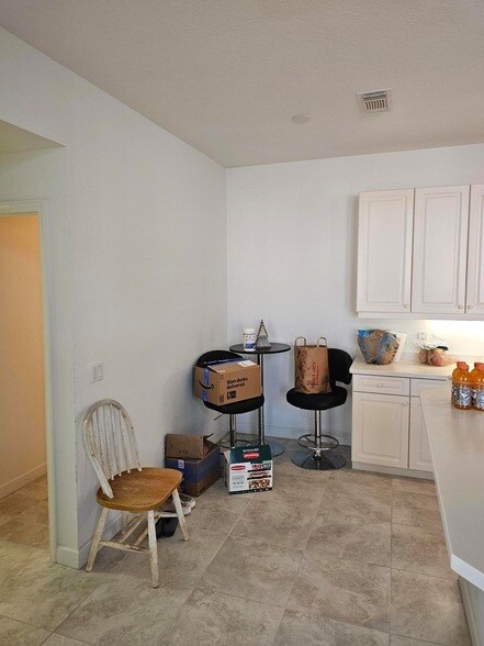 Building Photo - 10451 SW Academic Way