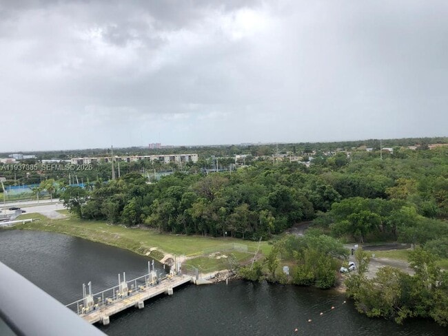 Building Photo - 16385 Biscayne Blvd