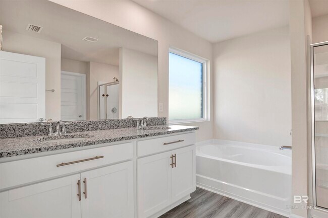 Building Photo - 32038 Lyon Rd