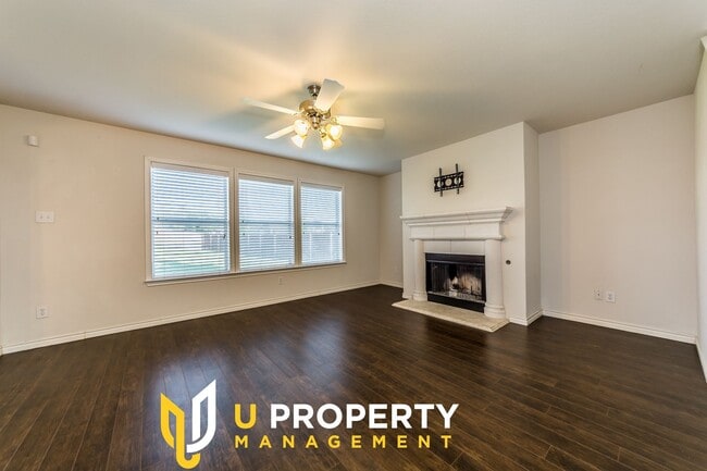 Building Photo - 5425 Smt Vw Dr