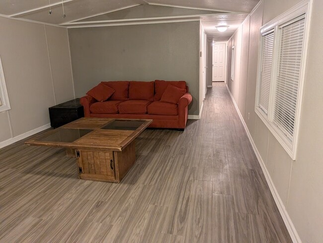 Building Photo - 158 W Taylor