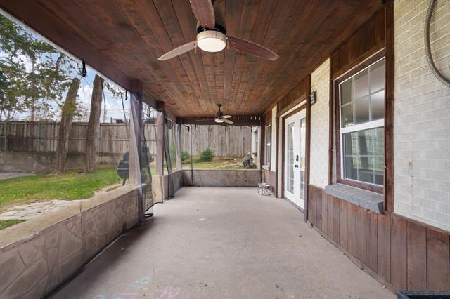 Building Photo - 1614 Seevers Ave