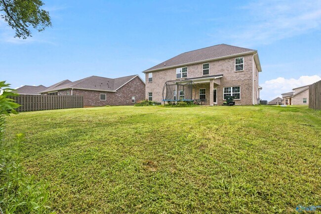 Building Photo - 175 Slade Thomas Dr