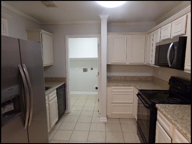 Building Photo - 13812 Hickory Glen Dr