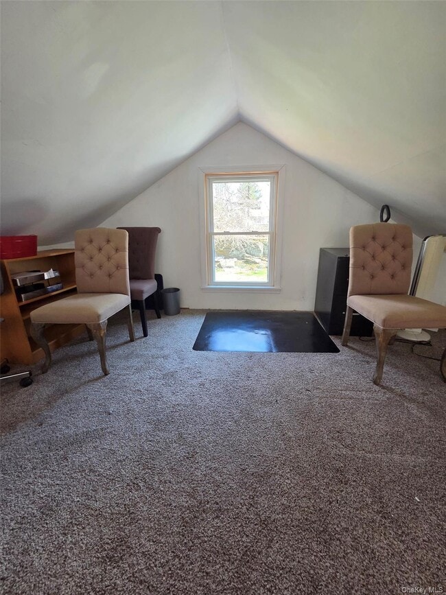 Building Photo - 36 Julie Ln