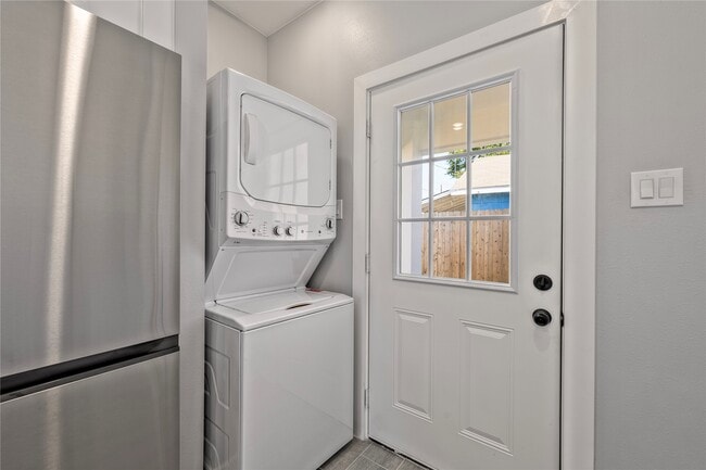 Building Photo - 9301 E Avenue L