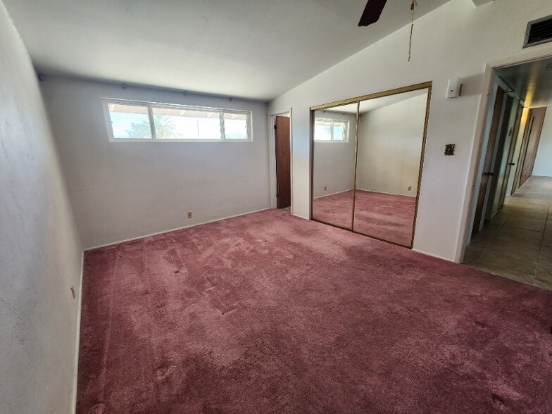 Building Photo - 7202 E Beverly Dr