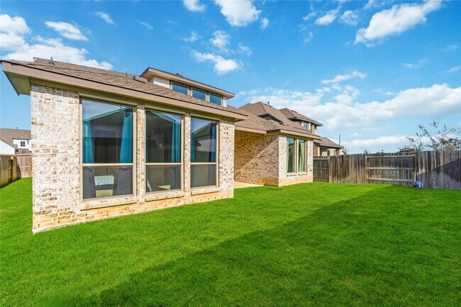 Building Photo - 3125 Stingray Cv Dr