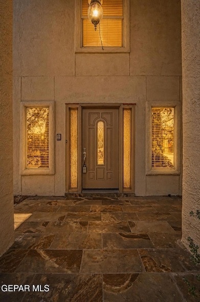 Building Photo - 825 Dulce Tierra Dr