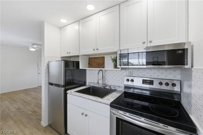 Building Photo - 8109 Country Rd