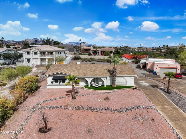 Building Photo - 17218 E Parlin Dr