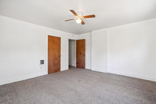 Building Photo - 112-114 Rockwood Ave - 114