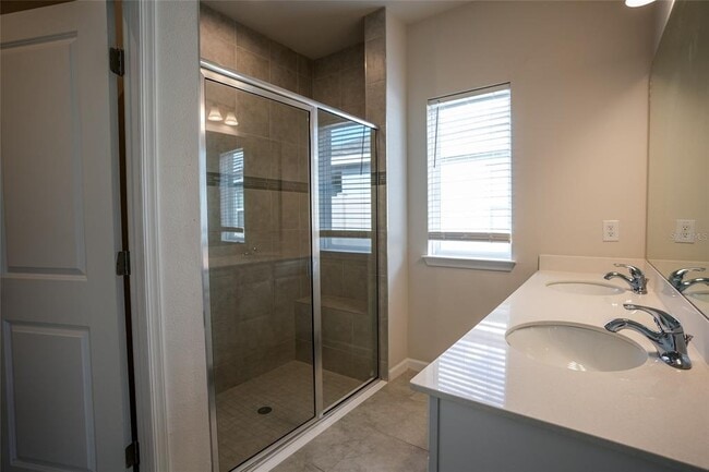 Building Photo - 8606 Bonfire Wy