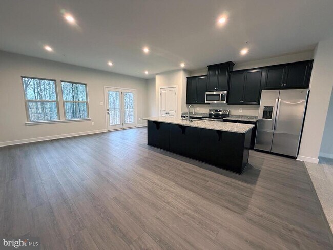 Building Photo - 9331 Klamath Ct