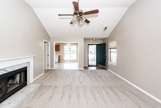 Building Photo - 8408 Battle Forest Dr