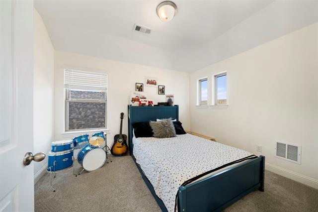 Building Photo - 8109 Mdw Vly Dr