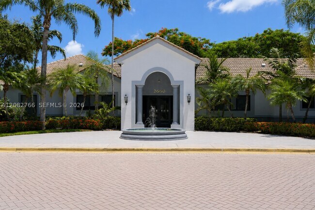 Building Photo - 2600 S University Dr