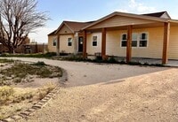 Building Photo - 2621 N Vega Ave