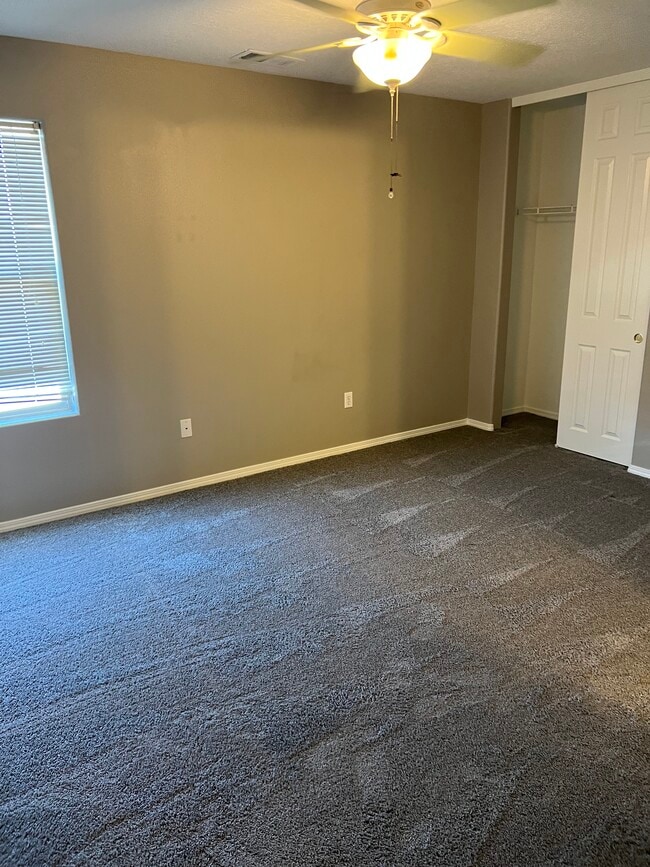 Building Photo - 2763 Butch Cassidy Dr SW
