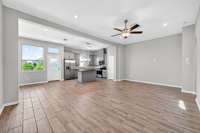 Building Photo - 5011 Pr Ter Ln