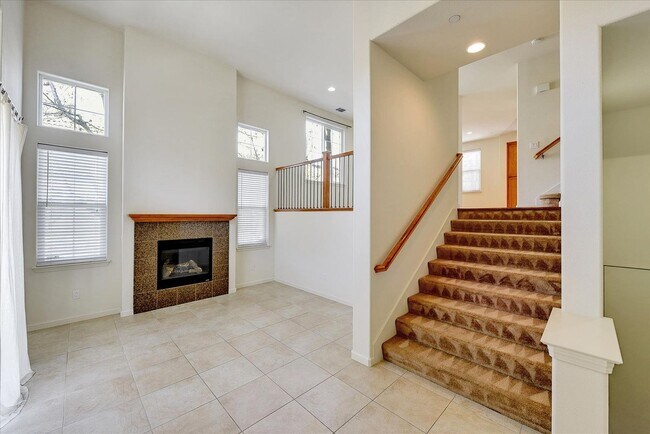 Building Photo - PRIME CORNER HOME NEAR TRAILS LIGHT-FILLED...