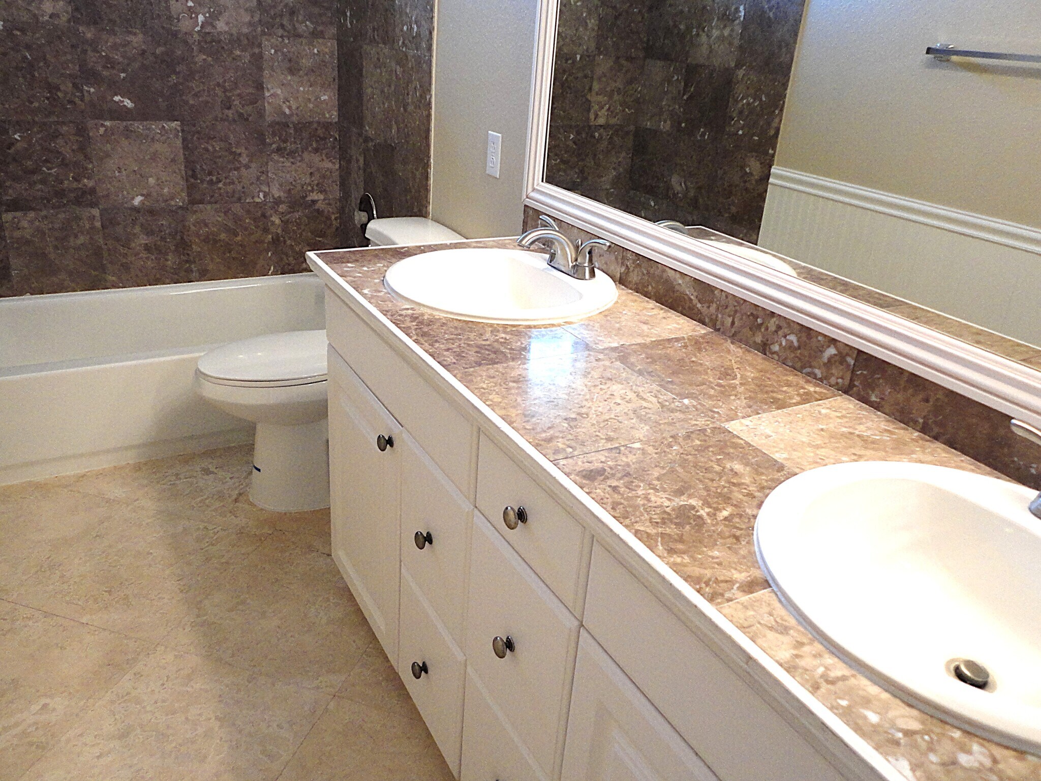 Building Photo - 1474 Lodgepole Dr