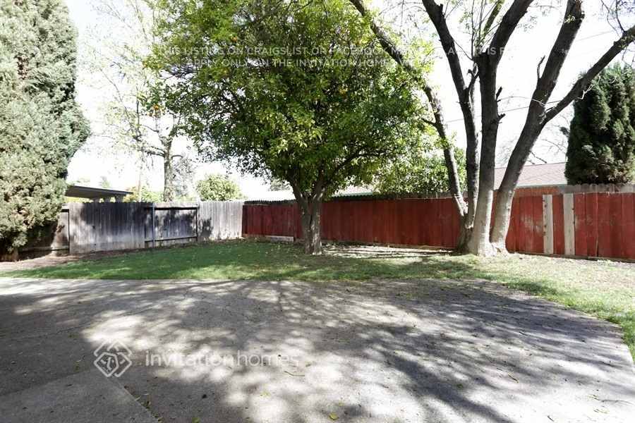 Building Photo - 130 Almanor Dr