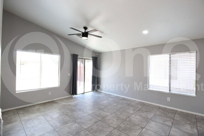Building Photo - 14867 W Acapulco Ln