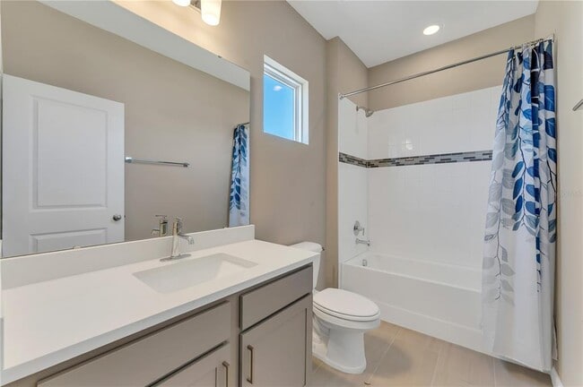 Building Photo - 4441 Lions Gate Ave