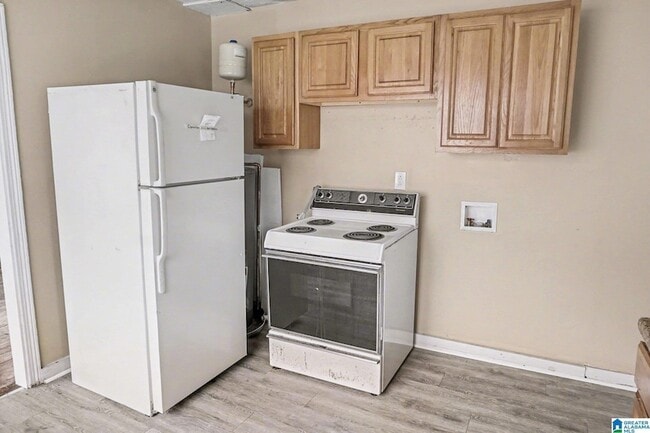 Building Photo - 1520 17th Way SW