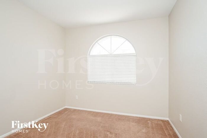 Building Photo - 8136 Kokoma Dr
