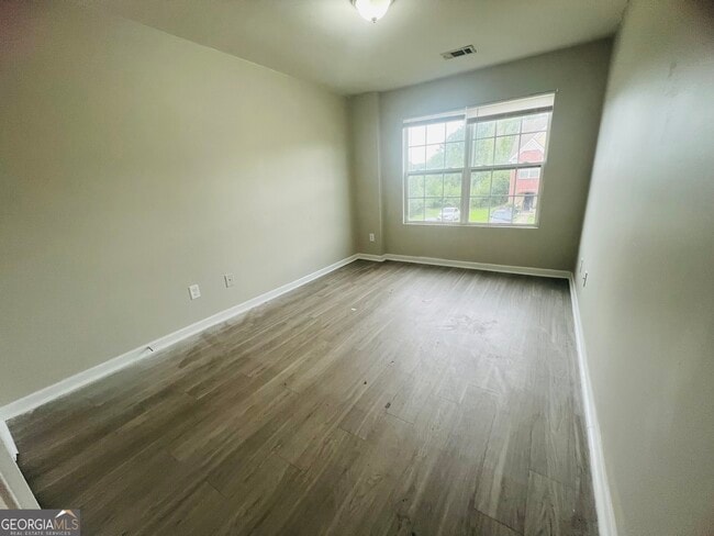 Building Photo - 1005 Mill Creek Way