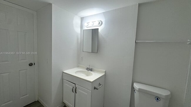 Building Photo - 484 NW 165th St