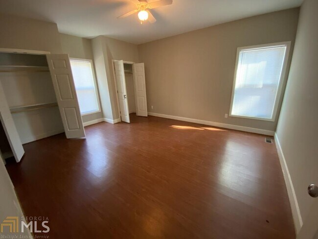 Building Photo - 211 Enota Ave NW